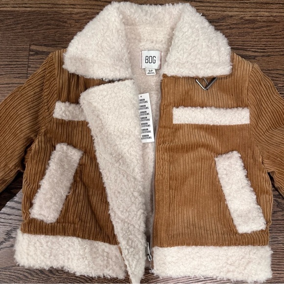 BDG Courduroy Sherpa Jacker NWT - Picture 4 of 5